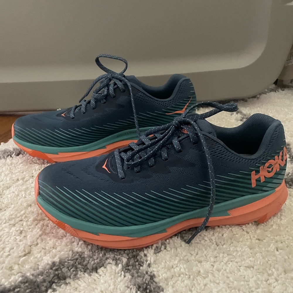 HOKA Torrent Lightweight Nimble - size 9